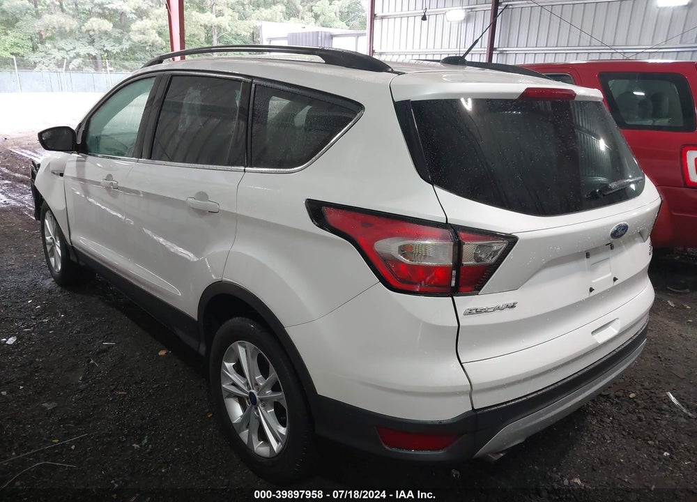 2018 FORD ESCAPE SE VIN: 1FMCU0GD3JUC85082