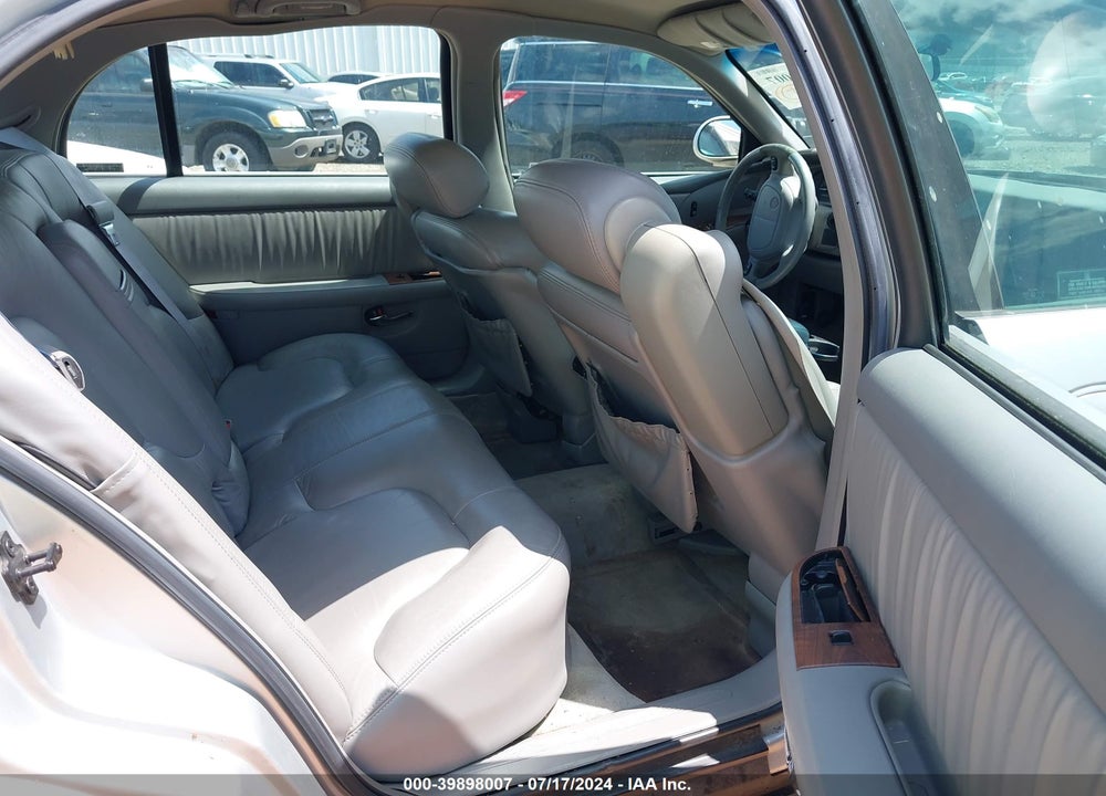 1999 BUICK PARK AVENUE VIN: 1G4CW52K2X4607250