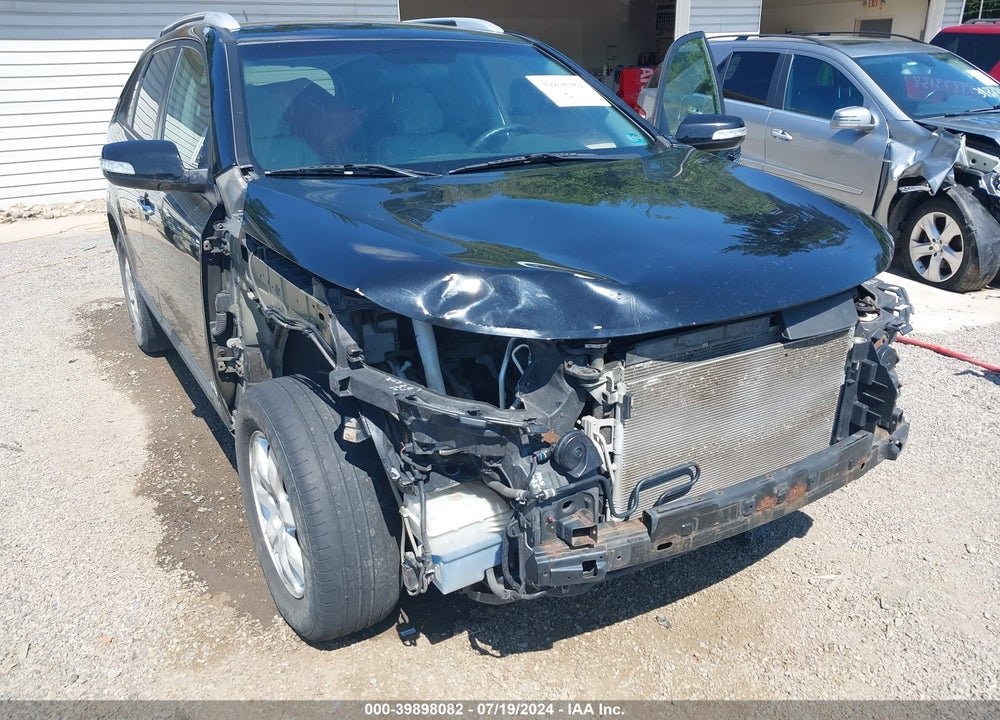 2012 KIA SORENTO LX V6 VIN: 5XYKTDA28CG187980