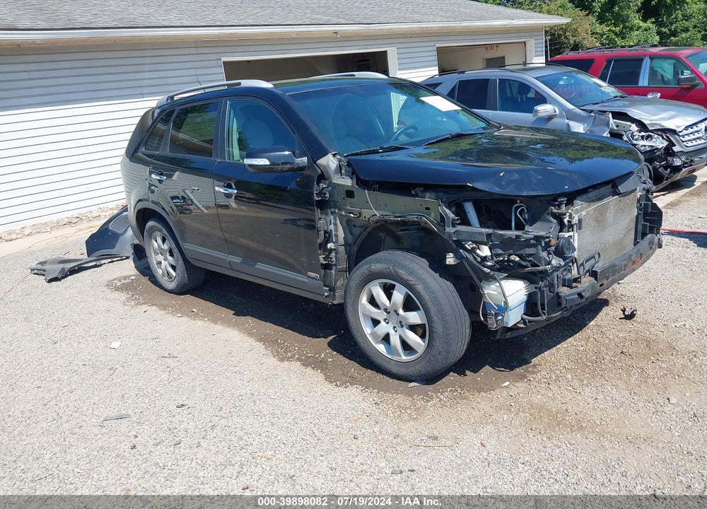 2012 KIA SORENTO LX V6 VIN: 5XYKTDA28CG187980