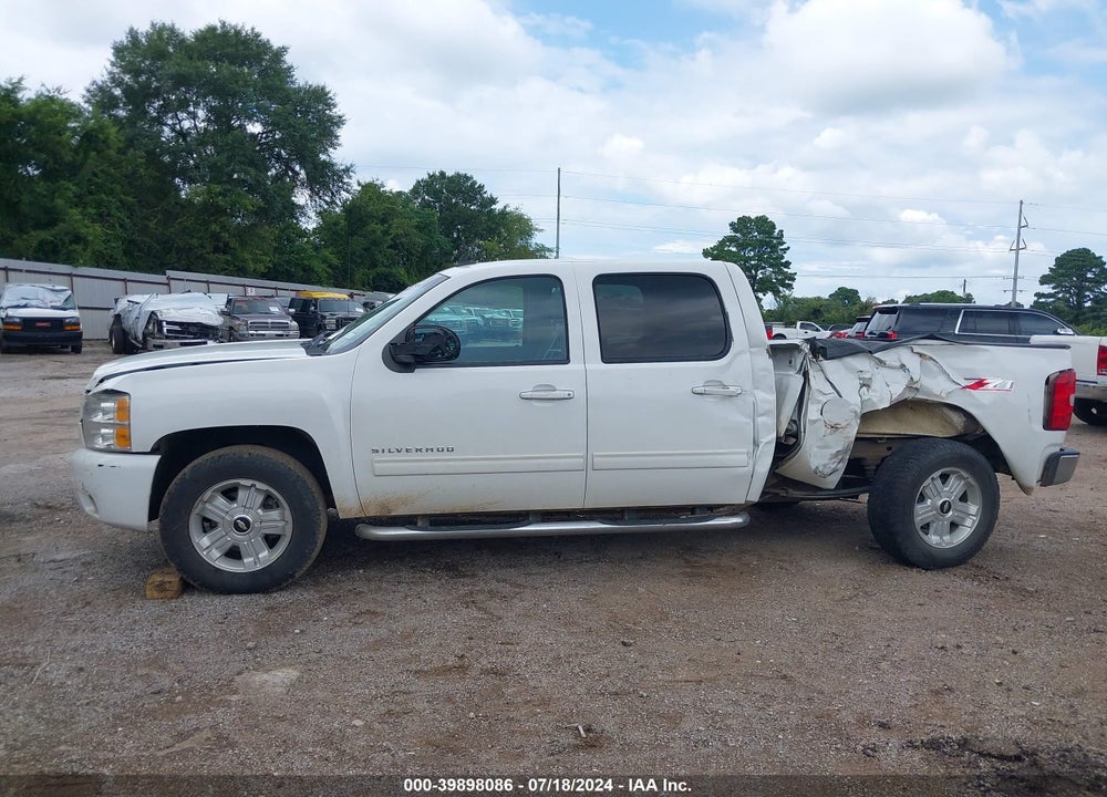 2013 CHEVROLET SILVERADO 1500 VIN: 3GCPKSE76DG161691