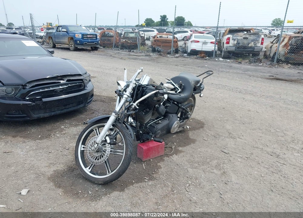 2007 HARLEY-DAVIDSON FXSTB VIN: 1HD1JA51X7Y040069