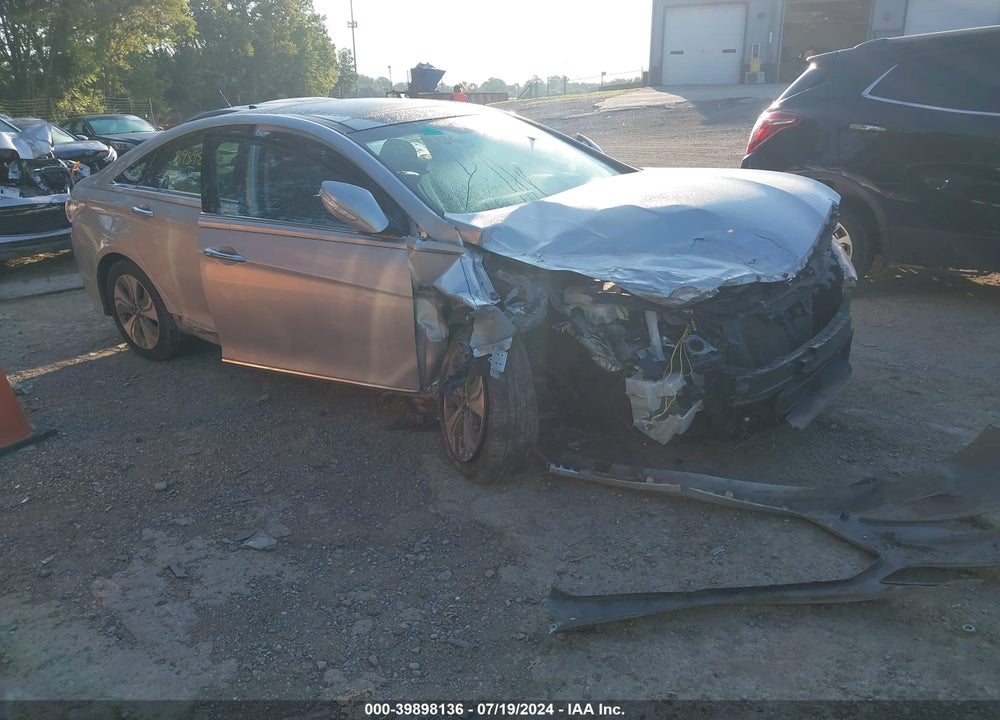 2014 HYUNDAI SONATA HYBRID VIN: KMHEC4A41EA106251