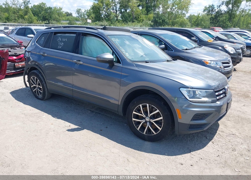 2019 VOLKSWAGEN TIGUAN 2.0T SE/2.0T SEL/2.0T SEL R-LINE/2.0T SEL R-LINE BLACK VIN: 3VV2B7AX8KM164718