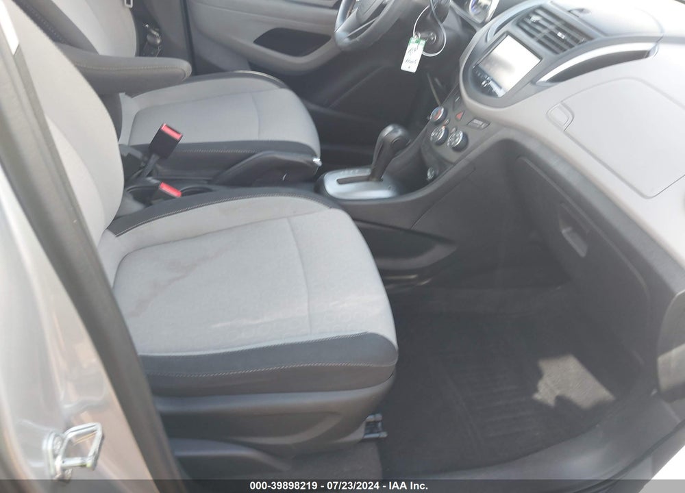 2016 CHEVROLET TRAX 1LS VIN: 3GNCJKSB1GL243552