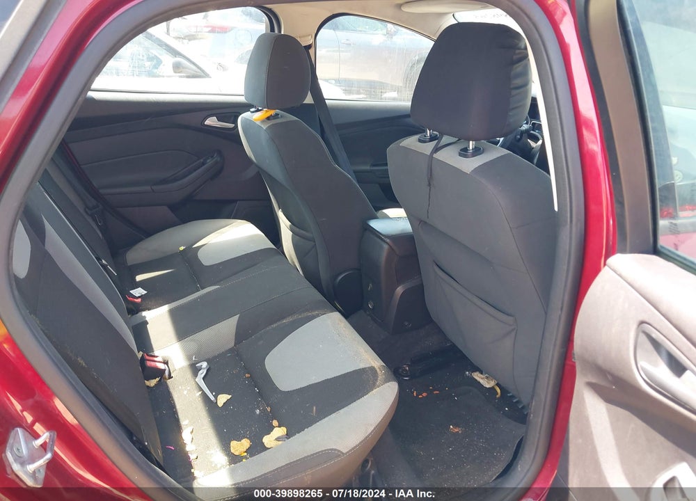 2014 FORD FOCUS SE VIN: 1FADP3F26EL189806