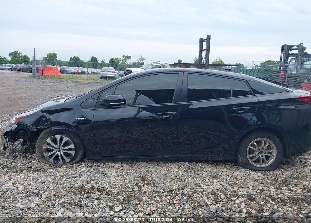 2022 TOYOTA PRIUS VIN: JTDL9MFU1N3033809