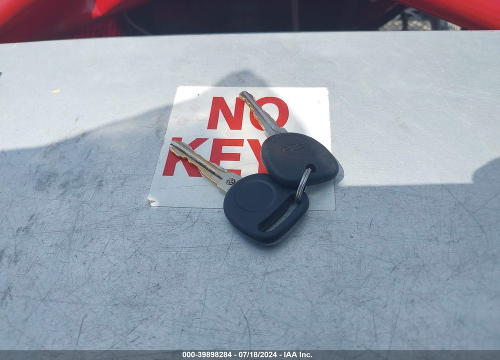 2010 CHEVROLET HHR LT VIN: 3GNBABDBXAS558677