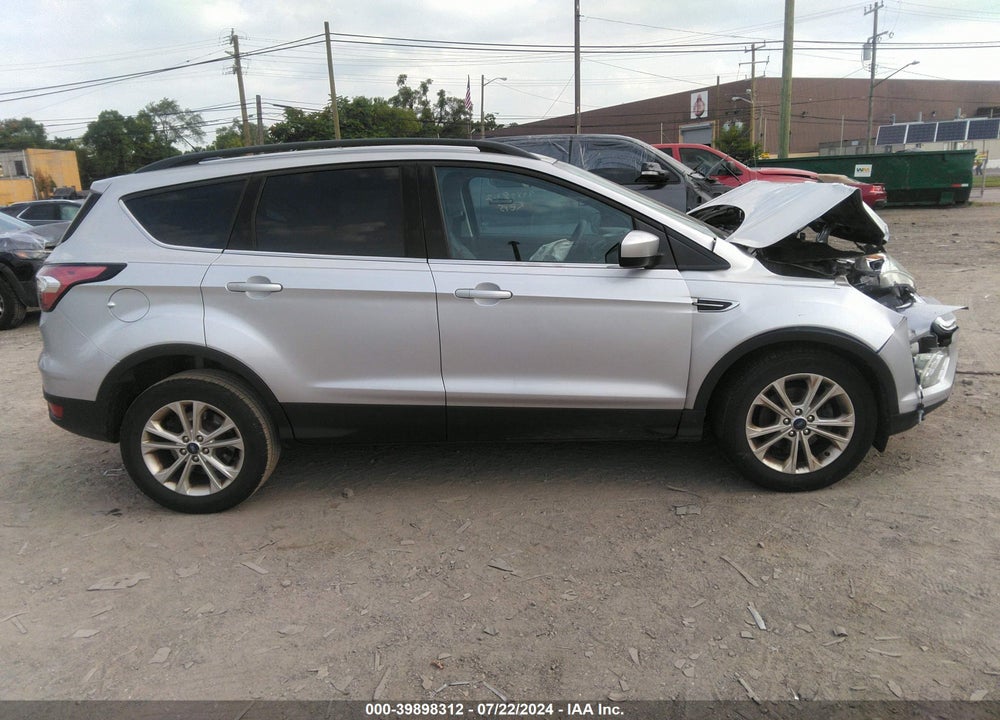 2017 FORD ESCAPE SE VIN: 1FMCU0GD4HUD73603