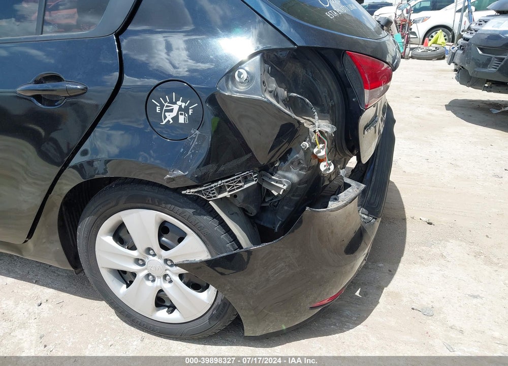2016 KIA FORTE VIN: KNAFK5A8XG5572550