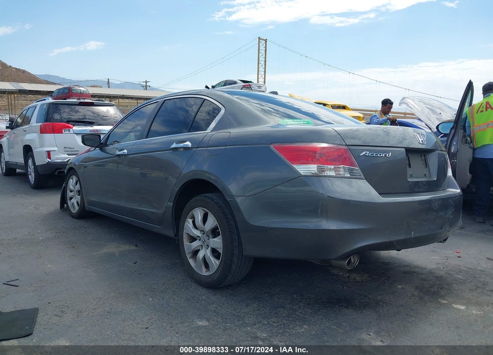 2010 HONDA ACCORD 3.5 EX-L VIN: 1HGCP3F81AA028040