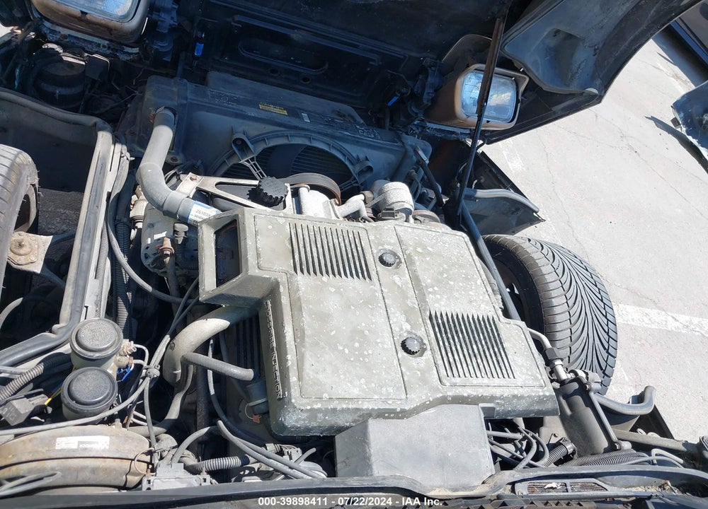 1984 CHEVROLET CORVETTE VIN: 1G1AY0781E5119722