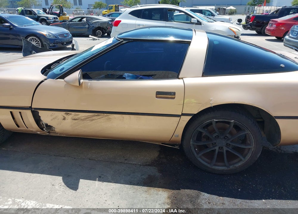 1984 CHEVROLET CORVETTE VIN: 1G1AY0781E5119722