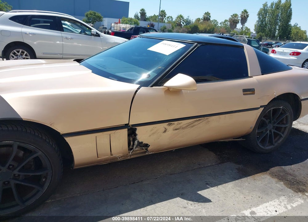 1984 CHEVROLET CORVETTE VIN: 1G1AY0781E5119722