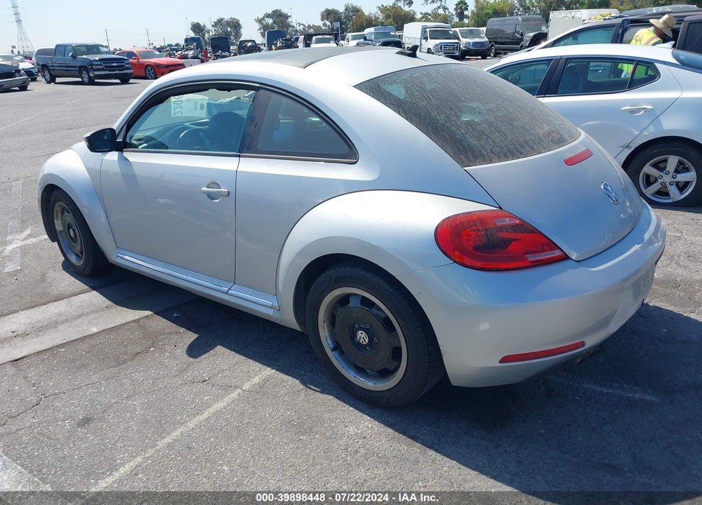 2012 VOLKSWAGEN BEETLE 2.5L VIN: 3VWJP7AT0CM665481