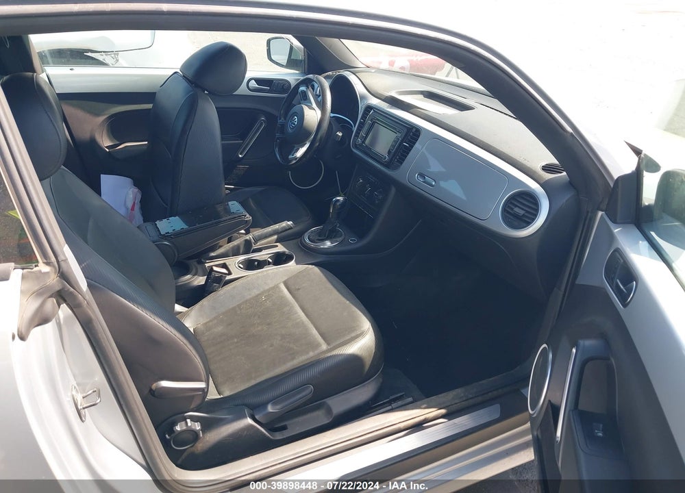 2012 VOLKSWAGEN BEETLE 2.5L VIN: 3VWJP7AT0CM665481
