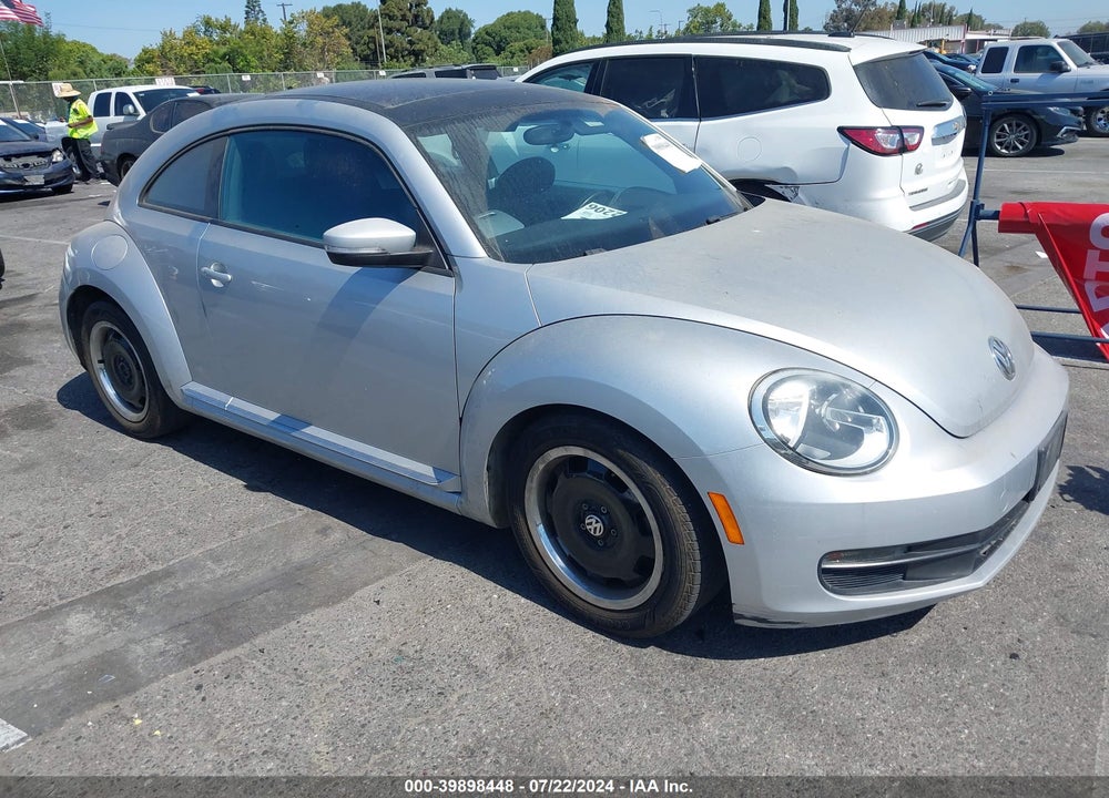 2012 VOLKSWAGEN BEETLE 2.5L VIN: 3VWJP7AT0CM665481