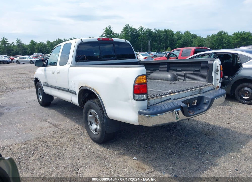 2002 TOYOTA TUNDRA SR5 V8 VIN: 5TBBT44162S278016
