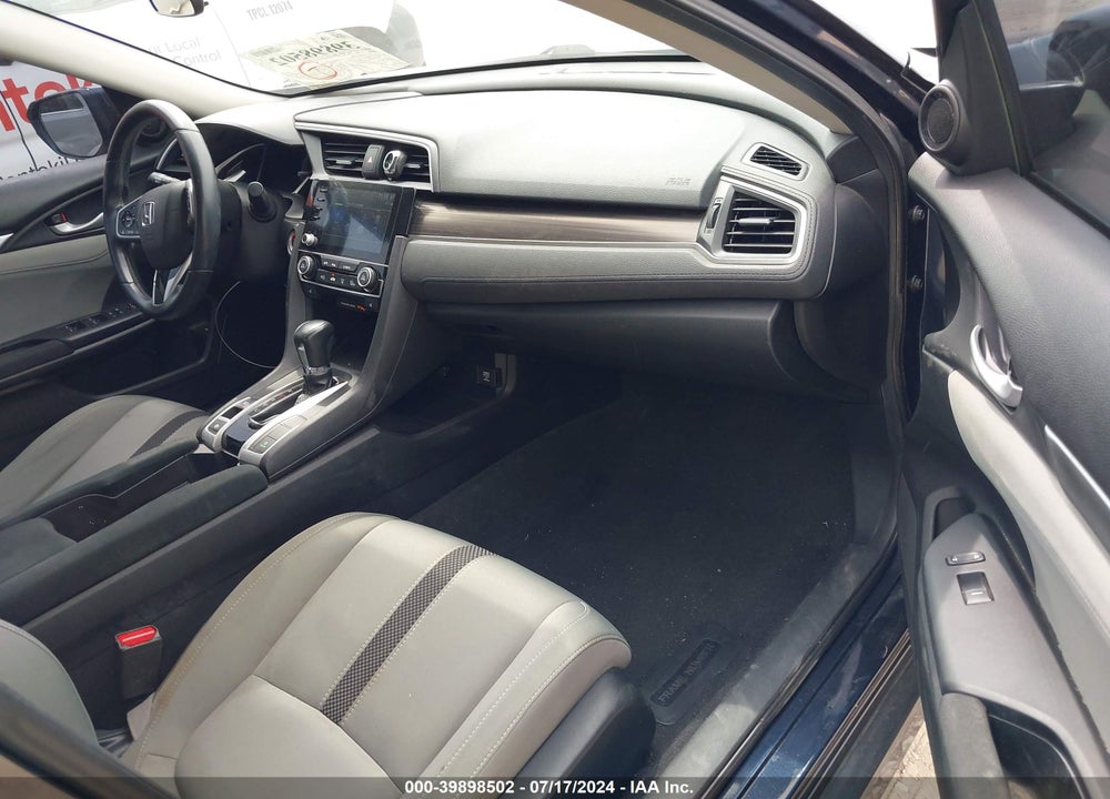 2019 HONDA CIVIC EX VIN: 19XFC1F30KE216904