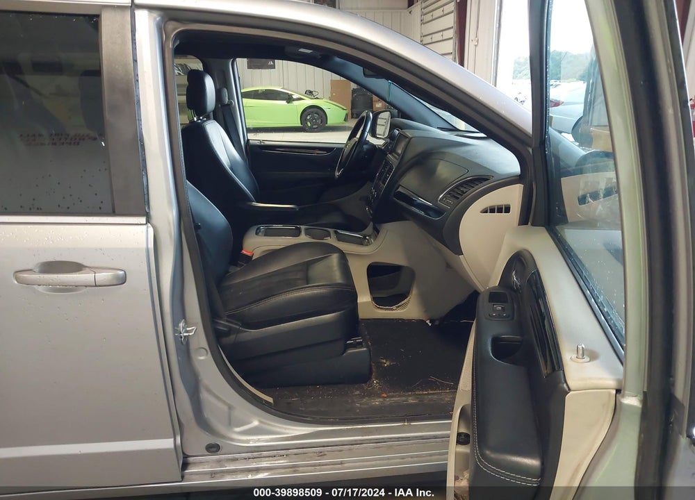 2019 DODGE GRAND CARAVAN SXT VIN: 2C4RDGCG4KR725798