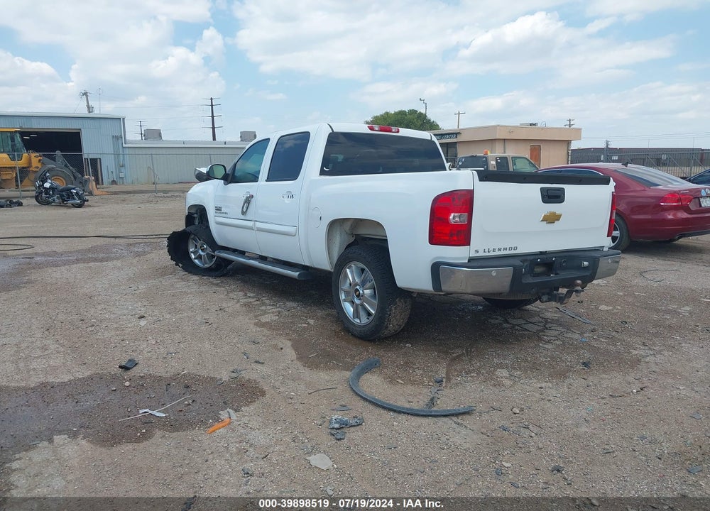 2013 CHEVROLET SILVERADO 1500 LT VIN: 3GCPCSE03DG175788