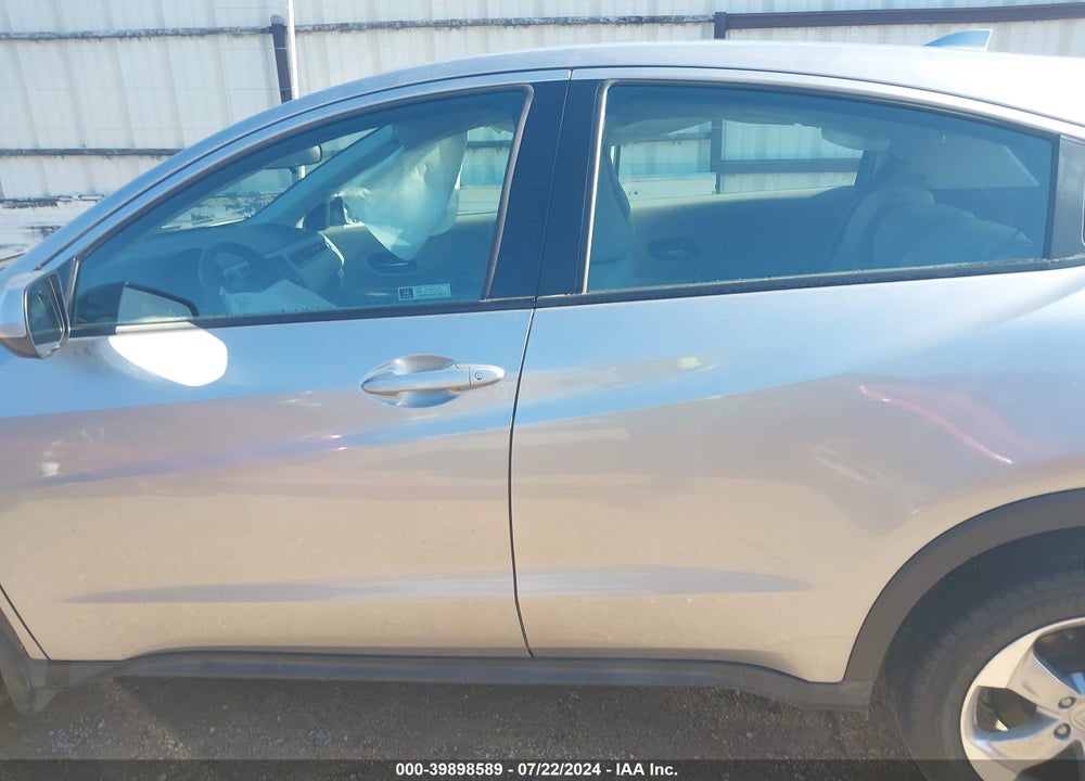 2018 HONDA HR-V LX VIN: 3CZRU5H34JM715024