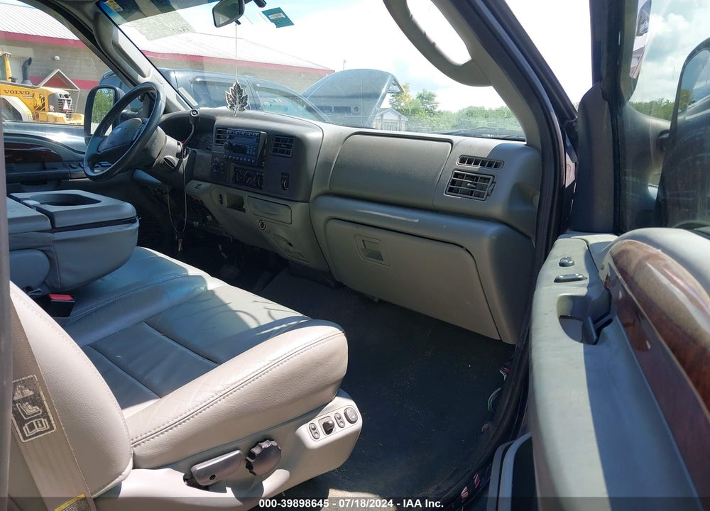 2004 FORD F-350 LARIAT/XL/XLT VIN: 1FTSW31P24EA78213