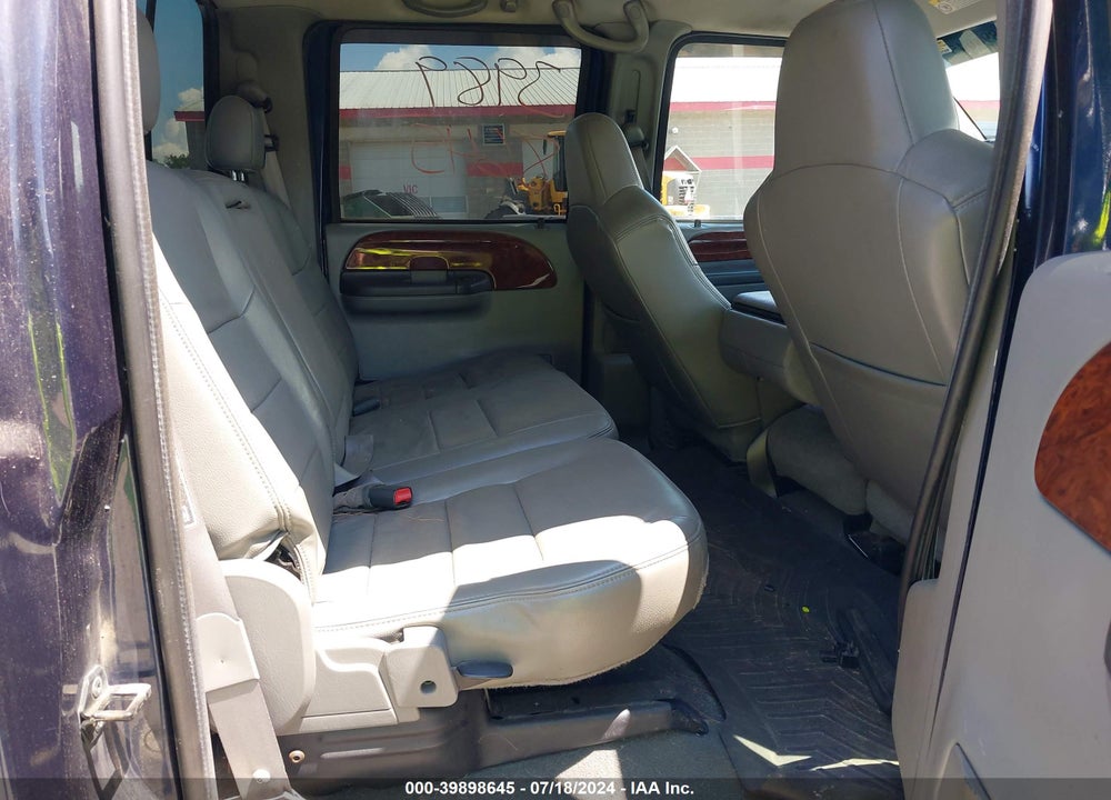 2004 FORD F-350 LARIAT/XL/XLT VIN: 1FTSW31P24EA78213