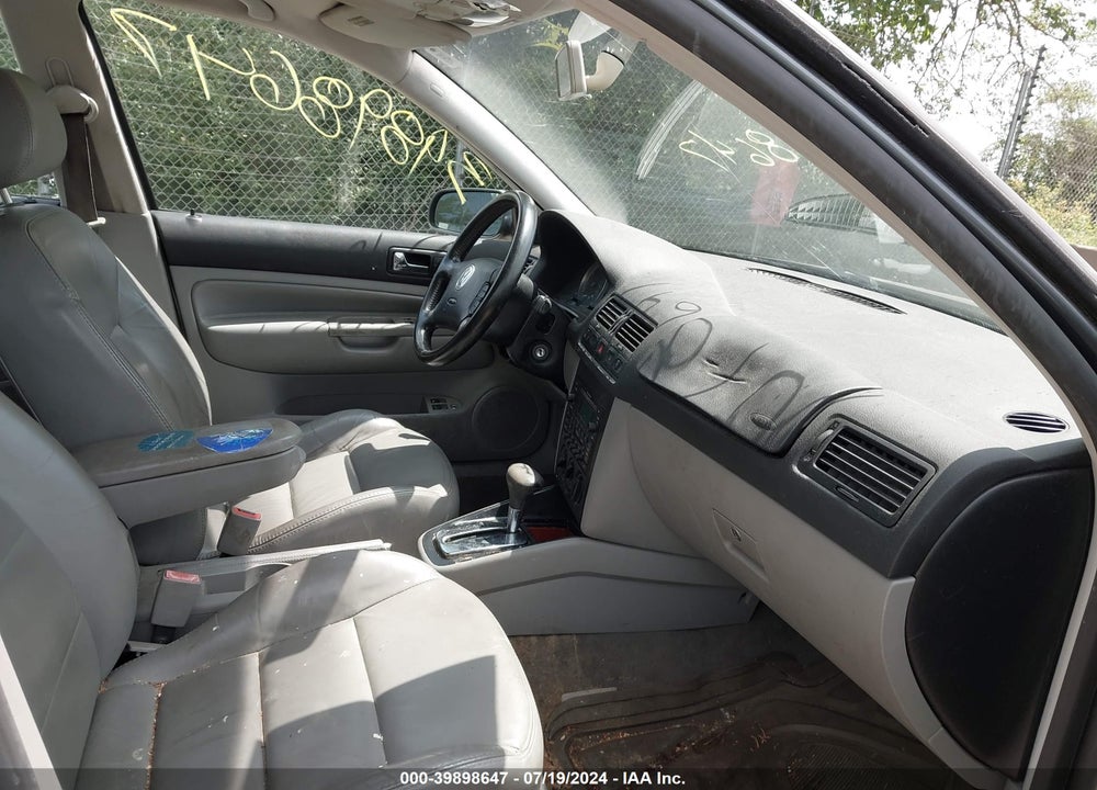 2004 VOLKSWAGEN JETTA GLS 2.0L VIN: 3VWSK69M14M131773