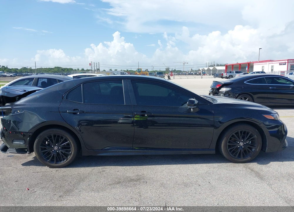 2022 TOYOTA CAMRY NIGHTSHADE EDITION HYBRID VIN: 4T1T31AK7NU039142