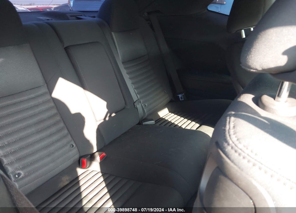 2014 DODGE CHALLENGER SXT VIN: 2C3CDYAG9EH204119