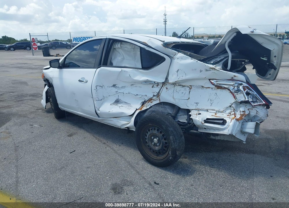 2019 NISSAN VERSA 1.6 SV VIN: 3N1CN7AP5KL814172