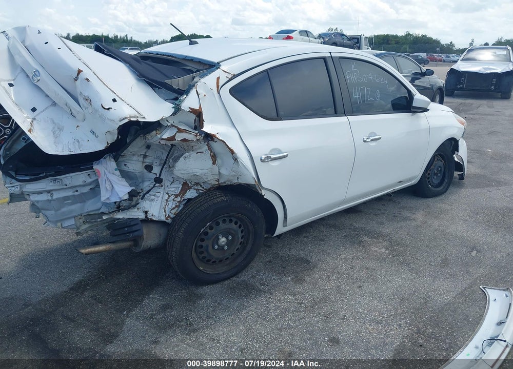 2019 NISSAN VERSA 1.6 SV VIN: 3N1CN7AP5KL814172