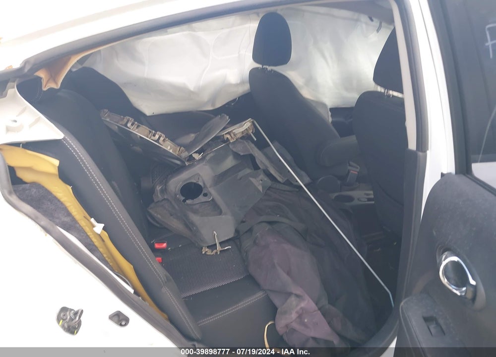 2019 NISSAN VERSA 1.6 SV VIN: 3N1CN7AP5KL814172