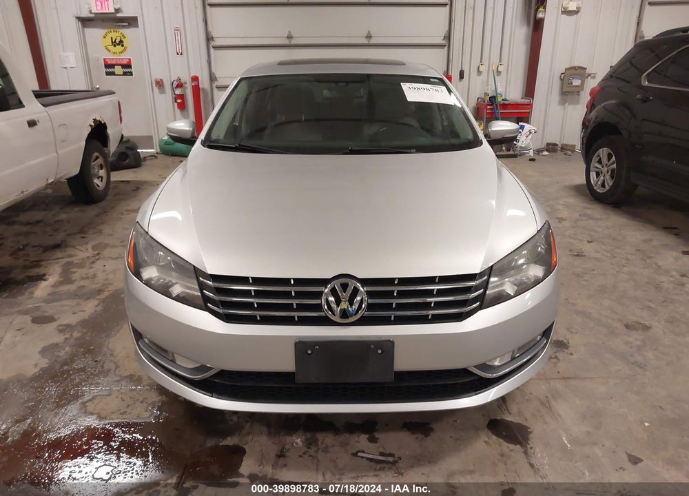 2014 VOLKSWAGEN PASSAT 2.0L TDI SEL PREMIUM VIN: 1VWCN7A35EC032705
