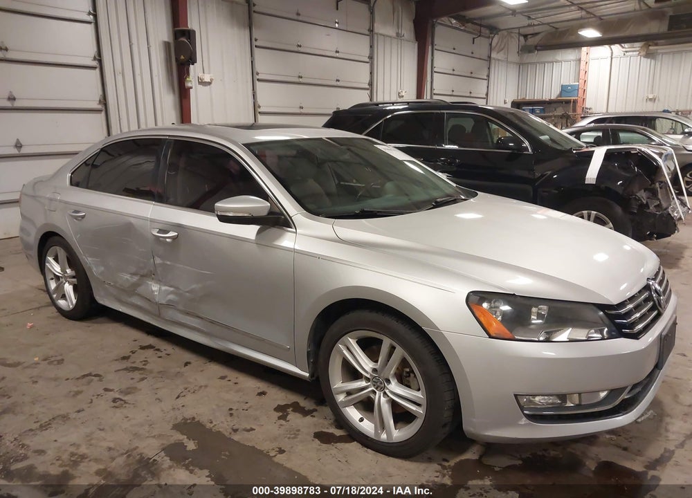 2014 VOLKSWAGEN PASSAT 2.0L TDI SEL PREMIUM VIN: 1VWCN7A35EC032705