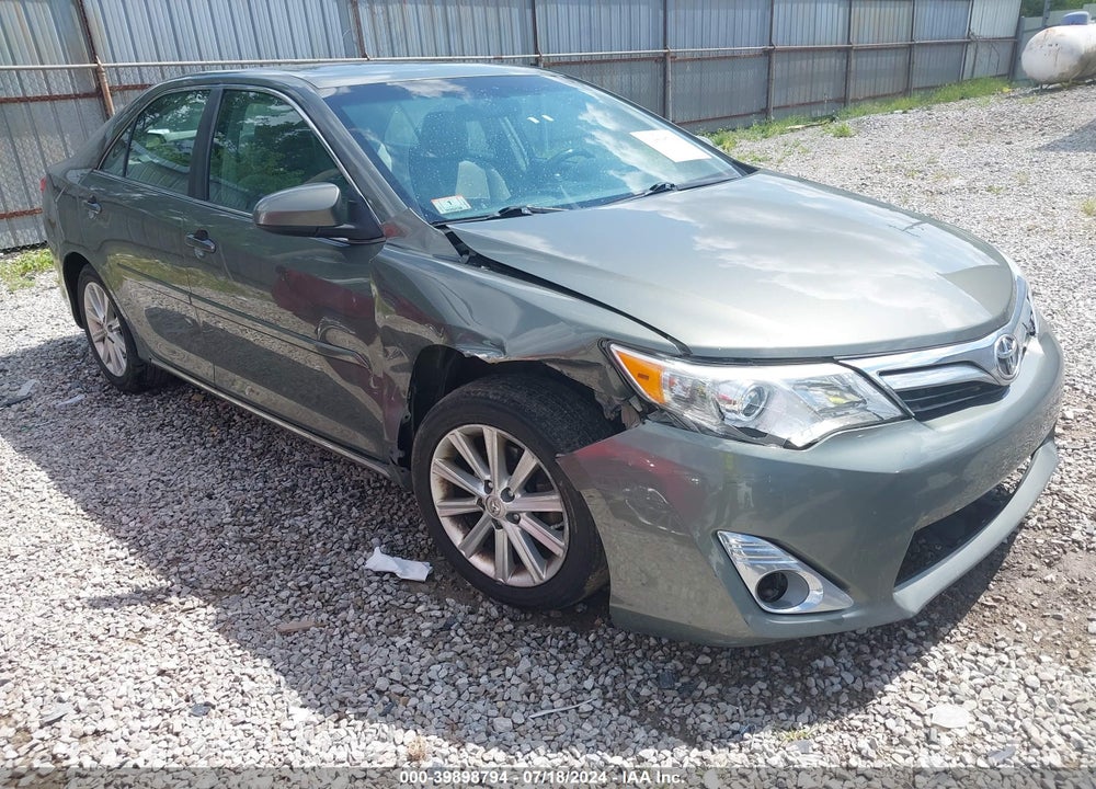 2014 TOYOTA CAMRY XLE VIN: 4T4BF1FK5ER366396