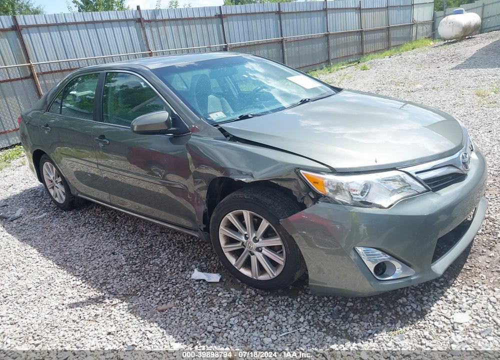 2014 TOYOTA CAMRY XLE VIN: 4T4BF1FK5ER366396