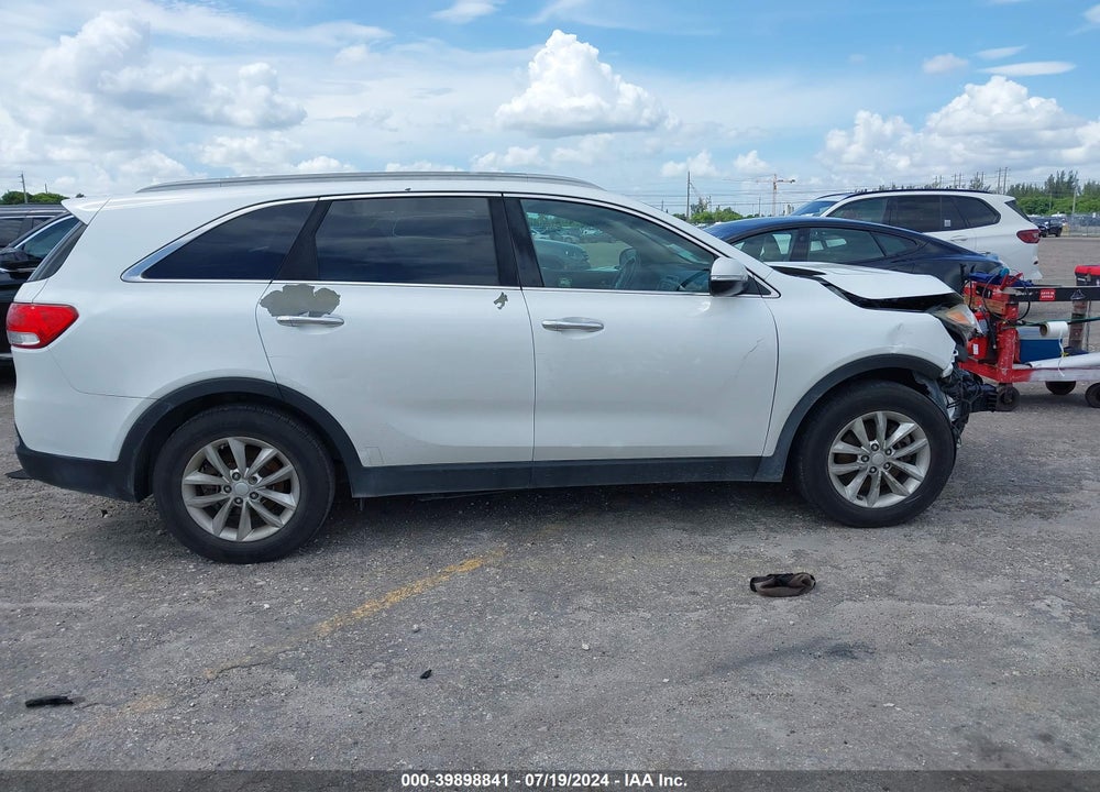 2016 KIA SORENTO 2.4L LX VIN: 5XYPG4A36GG117998