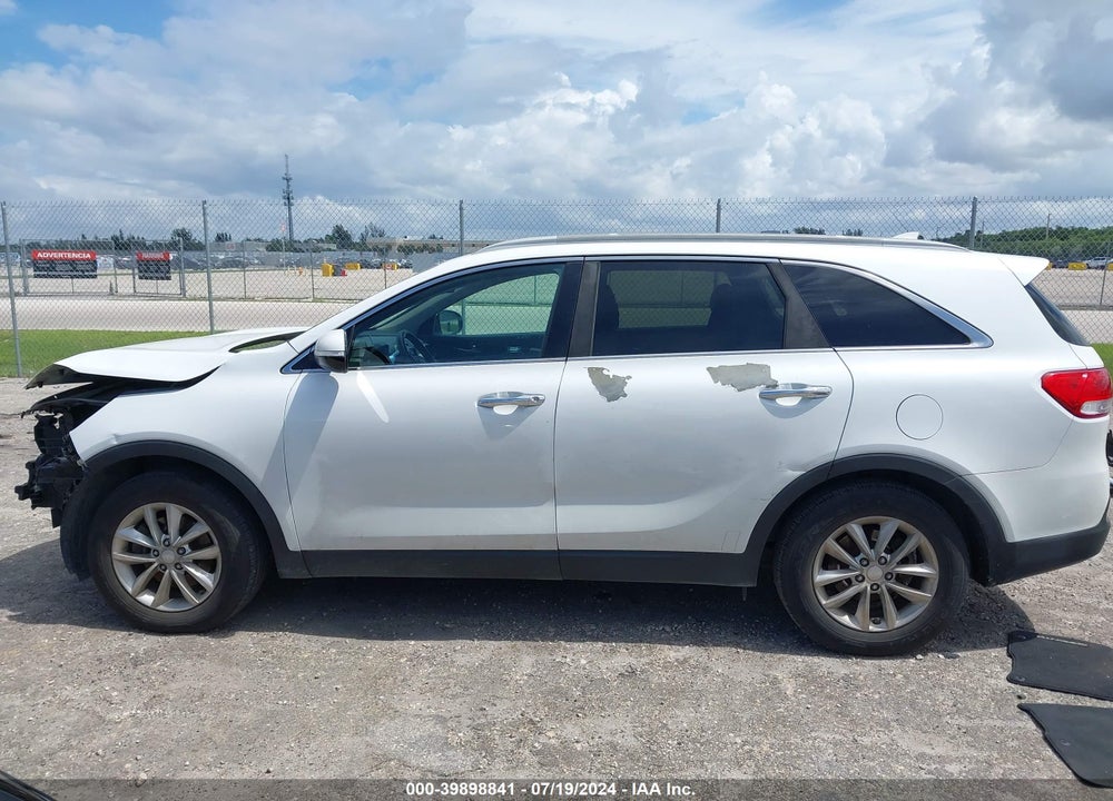 2016 KIA SORENTO 2.4L LX VIN: 5XYPG4A36GG117998