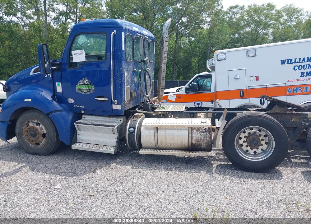 2018 KENWORTH T680 VIN: 1XKYD49X9JJ187706