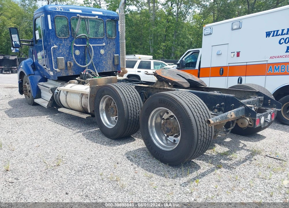 2018 KENWORTH T680 VIN: 1XKYD49X9JJ187706