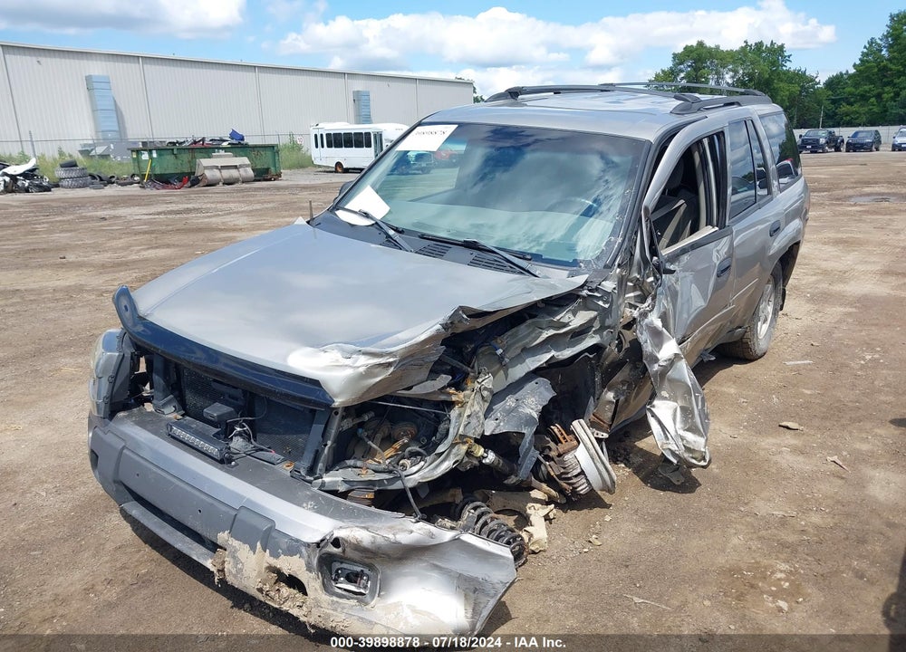 2002 CHEVROLET TRAILBLAZER LS VIN: 1GNDT13S122439850