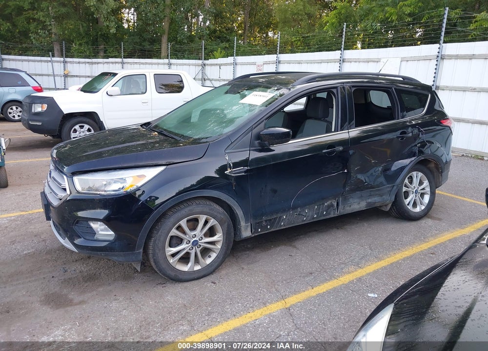 2018 FORD ESCAPE SE VIN: 1FMCU9GD1JUC29310