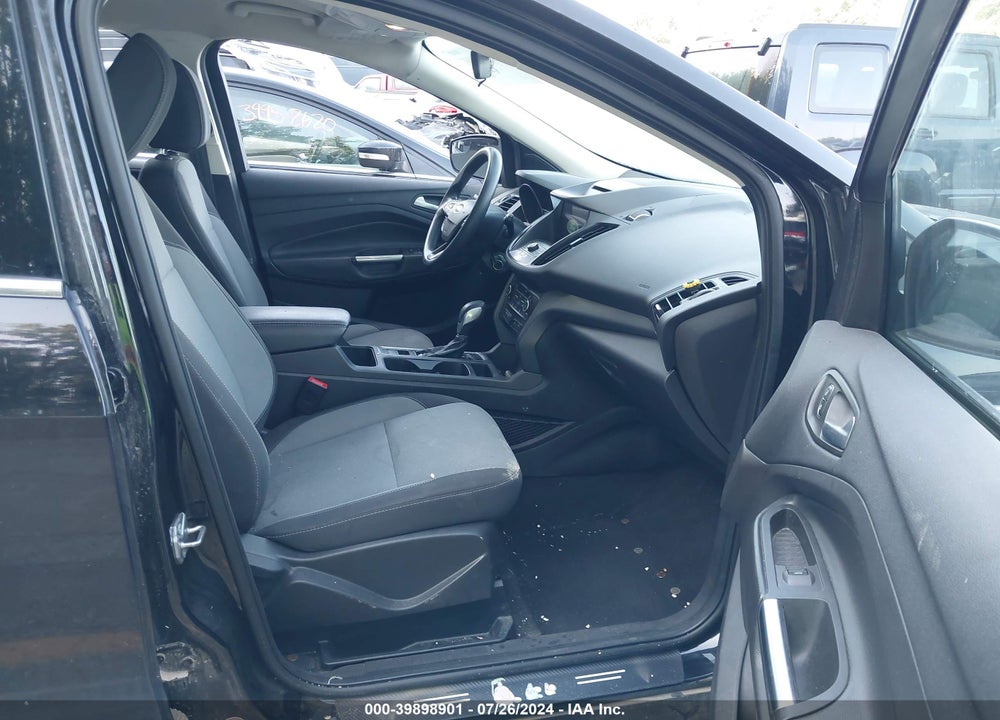 2018 FORD ESCAPE SE VIN: 1FMCU9GD1JUC29310