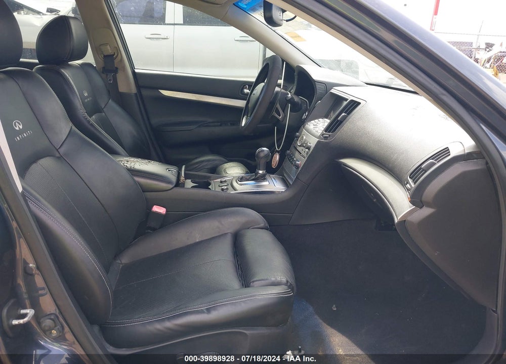 2011 INFINITI G37X VIN: JN1CV6AR4BM412855