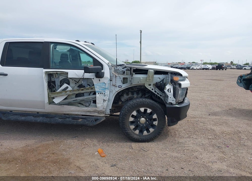 2020 CHEVROLET SILVERADO 2500HD 4WD  LONG BED CUSTOM VIN: 1GC1YME79LF334362