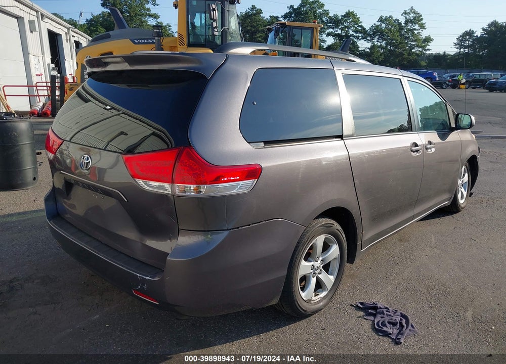 2012 TOYOTA SIENNA LE V6 8 PASSENGER VIN: 5TDKK3DC7CS189997