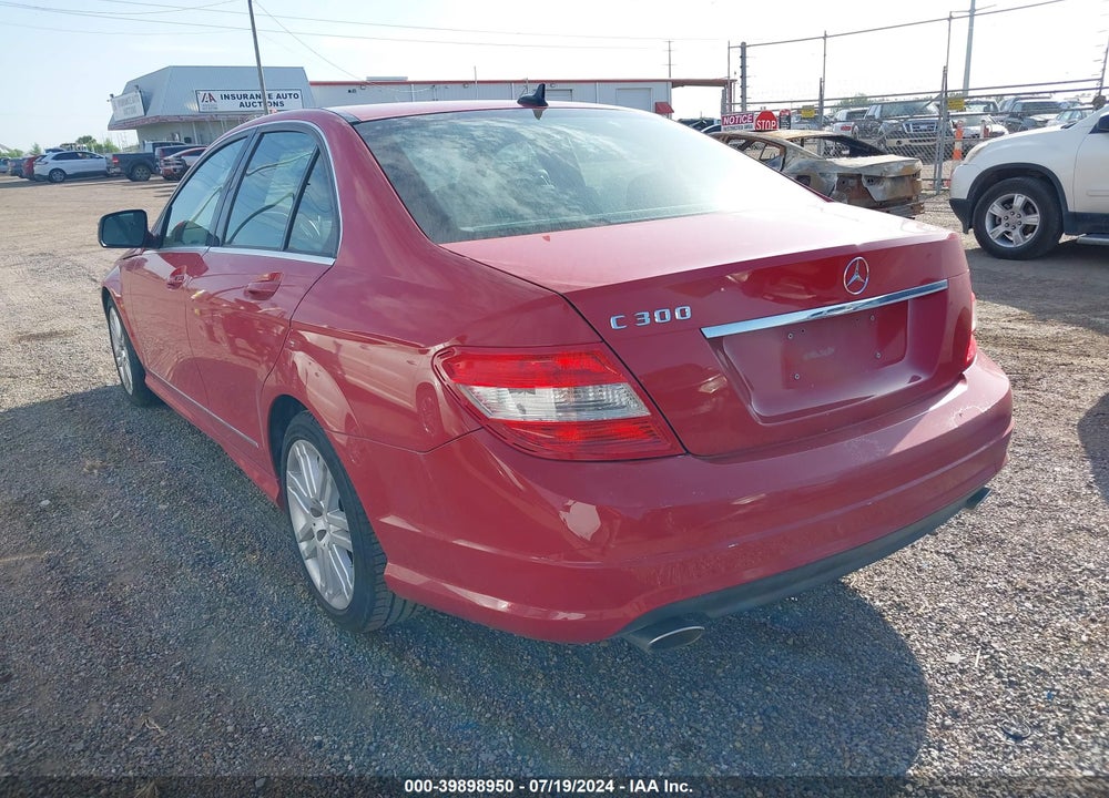 2009 MERCEDES-BENZ C 300 LUXURY/SPORT VIN: WDDGF54X09R042815