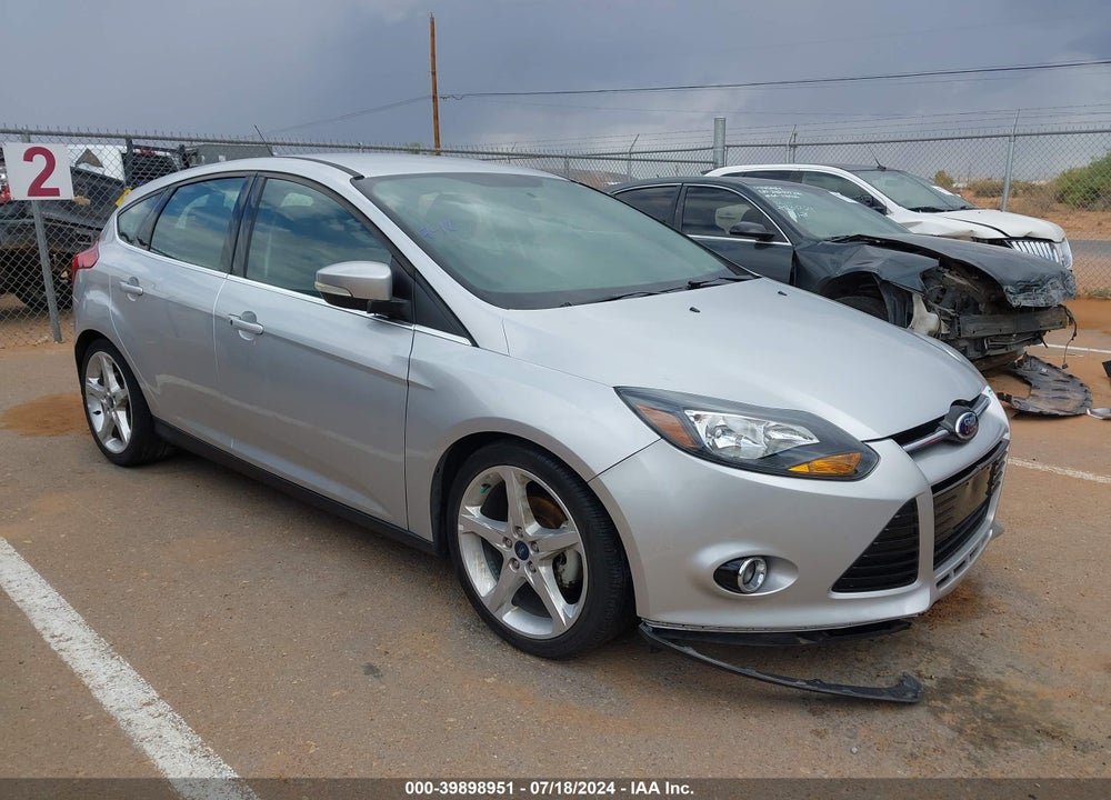 2014 FORD FOCUS TITANIUM VIN: 1FADP3N28EL423056